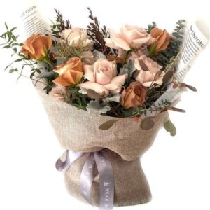 11 cappucino sandy roses bouquet