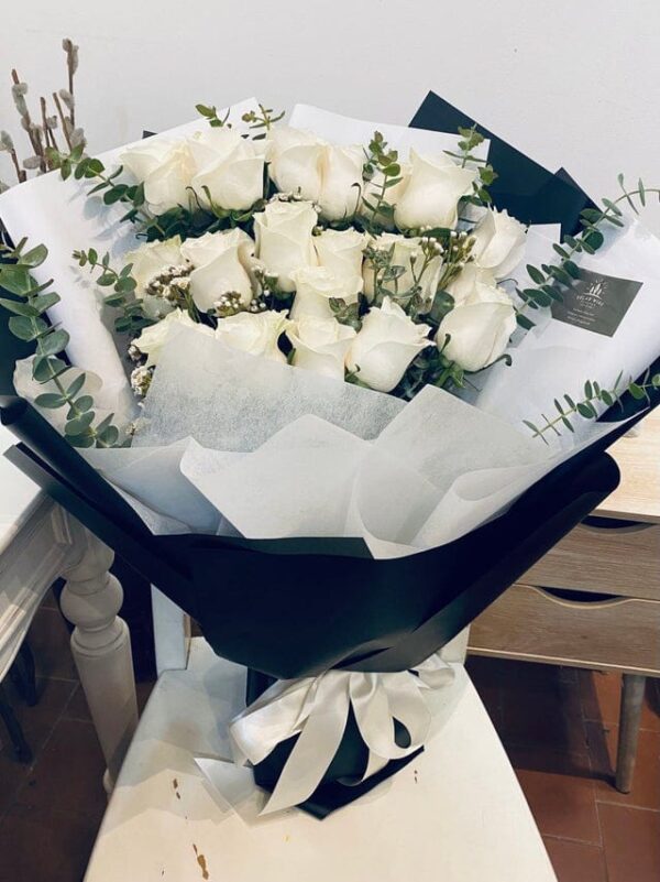 18 White Roses in Black and White — Sun's Florist, Kogarah