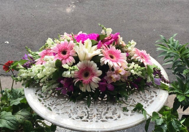 Condolence Flower Tribute – Funeral Flowers Kogarah